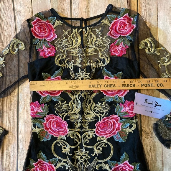 NWT L’Atiste by Amy Black Sheer Embroidered Floral Lined Pencil Dress S side zip - Picture 3 of 12